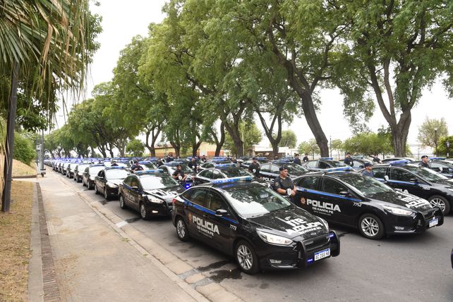 los-15800-policias-que-cumplen-tareas-operativas-la-calle-recibiran-una-tarjeta-alimentaria-4-mil-pe