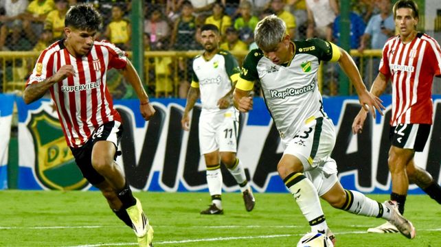 Mateo Aguiar encara en Florencio Varela