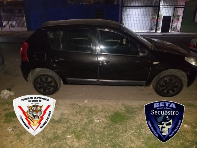 El auto en el que se movían los agresores. 