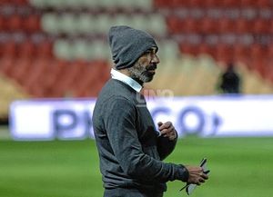 Azconzábal agudiza el ingenio para cambiarle la cara a Unión