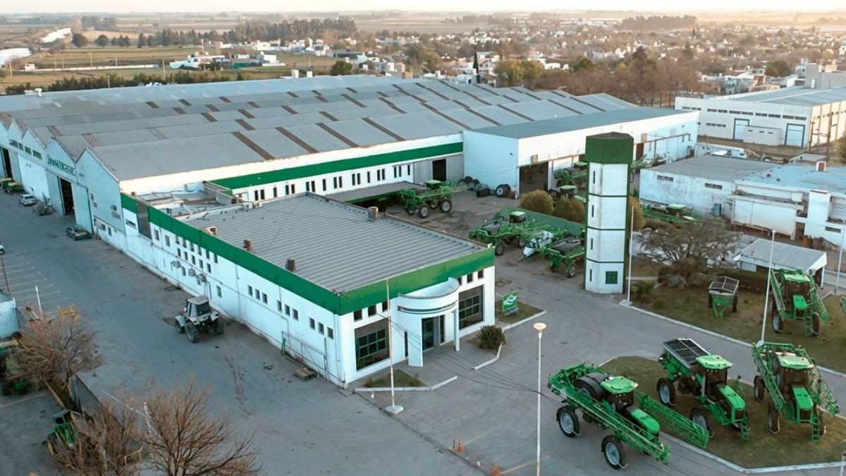 Una empresa autorizó a 35 empleados a salir antes para ver a Argentina y los despidió en pleno partido