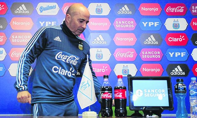 Hora de hablar. El Zurdo se presentó en la sala de prensa cerca de las 19.30 y respondió a todas las consultas.