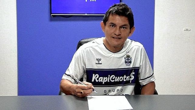 El Pulga Rodríguez se convirtió en refuerzo de Gimnasia.