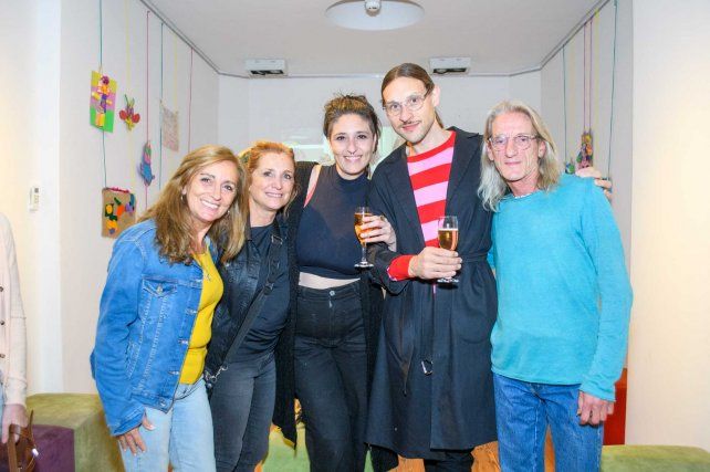 Laura Vianí, Marita Dura, Noelia García, Emanuel Gardini y  Raúl Bertinat