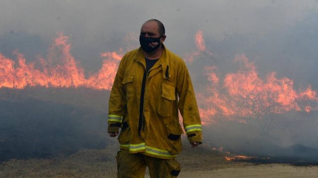 El peor incendio de la década que sufren las sierras de Córdoba
