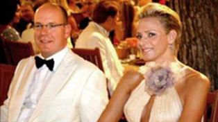 Al fin: Alberto de M&oacute;naco se casa con una bella nadadora 20 a&ntilde;os menor
