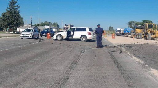 Las Tunas: una camioneta y un auto chocaron en la Ruta 18 y hay heridos