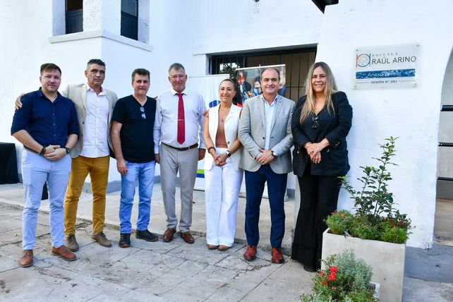 Alvear inauguró una escuela técnica con enfoque Steam, un nuevo horizonte educativo