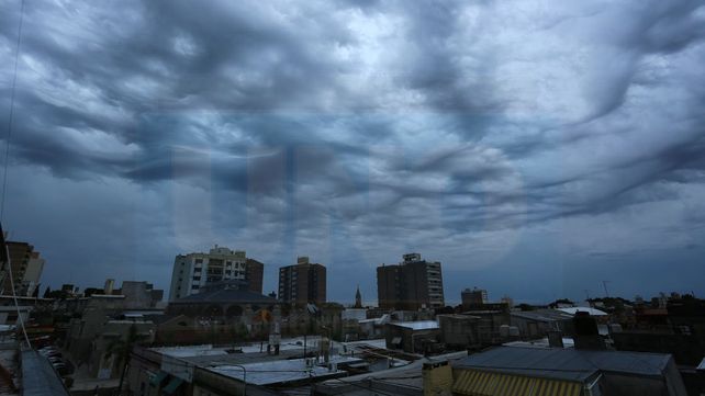Alerta por tormentas fuertes con ráfagas y ocasional caída de granizo en Entre Ríos