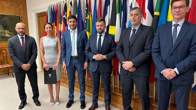 El gobernador de Santa Fe realizó un balance favorable tras la gira oficial por Washington y Nueva York. El gobernador de Santa Fe realizó un balance favorable tras la gira oficial por Washington y Nueva York.