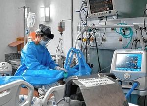 La mayor cantidad de camas se liberan por decesos, no porque los pacientes se recuperan
