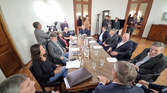 Se discutió la paritaria de los gremios estatales Se discutió la paritaria de los gremios estatales