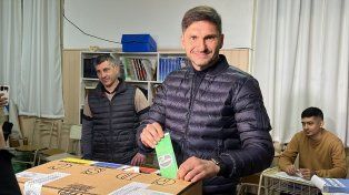 Pullaro se mantiene al frente en los resultados provisorios de los comicios generales.
