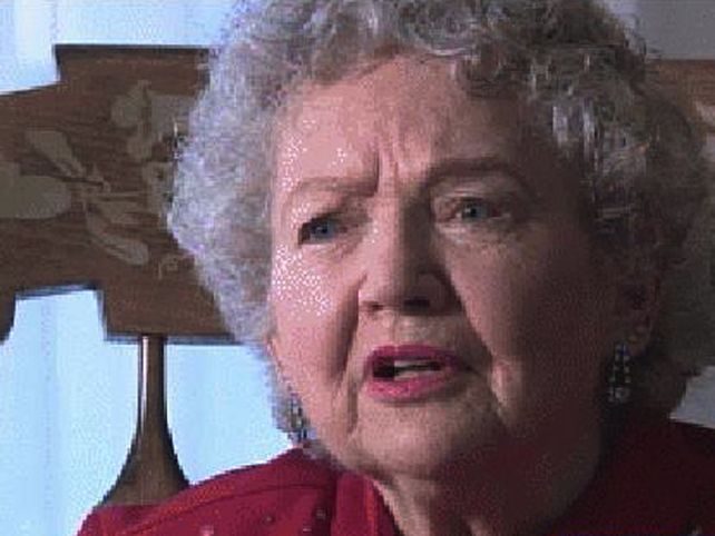 Tiene 86 años y publicó su primera novela con alto contenido sexual