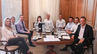 La mesa política se reunió para intentar ordenar la agenda y bajar la tensión