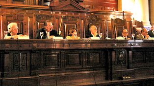 Dos parejas gays piden a la Corte Suprema autorizaci&oacute;n para casarse