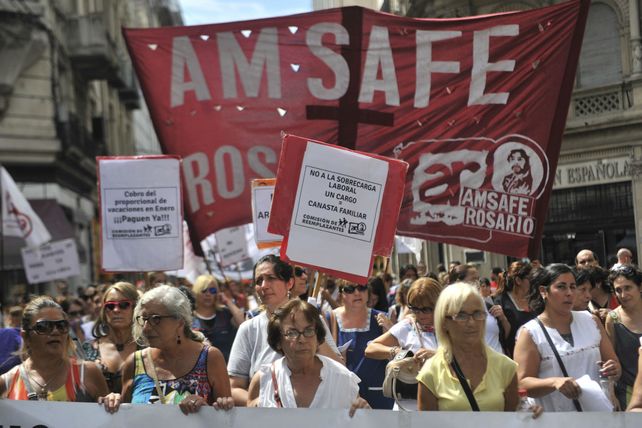 Los maestros rosarinos se manifestarán hoy para repudiar la represión policial a la escuela itinerante.&nbsp;