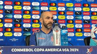 Sabemos que no es un equipo invencible, sabemos que debemos jugar a nuestro máximo nivel, sostuvo el DT de Ecuador, Félix Sánchez Bas.