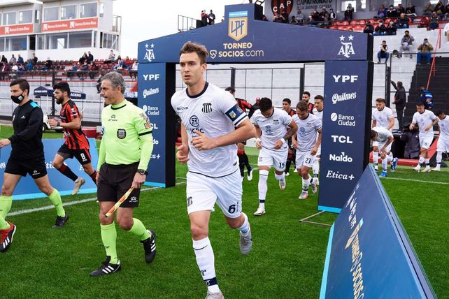 Juan Cruz Komar cumplirá el sueño de jugar en la primera de Central.