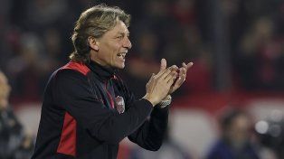 Gabriel Heinze, DT de Newells.
