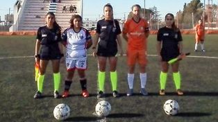 La Liga del Valle tuvo por primera vez una terna arbitral femenina.