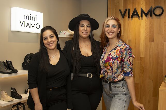 Ariana Melgar, Telma Torres y Flor Quiroga.