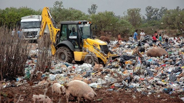 Los basurales y la quema a cielo abierto de residuos ocasionan graves riesgos para la salud
