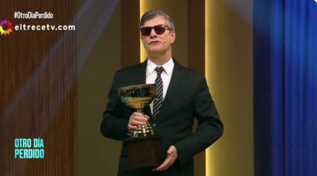 El campeón de la TV: irónico sketch de Mario Pergolini para burlarse de la AFA