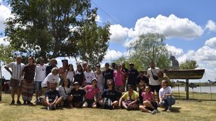 Los artistas, en el último festival que terminó de cambiar la fisonomía del poblado.