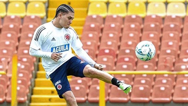 Juanfer Quintero quedó libre y River le reservó la 10