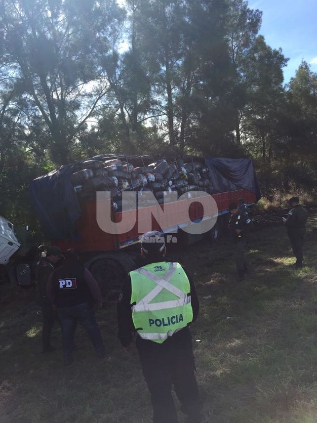 Persiguieron a un camión más de 150 kilómetros y le secuestraron mercadería valuada en millones de pesos