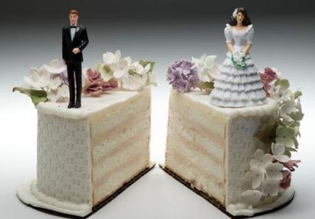 Cada dos matrimonios que se concretan se inicia un divorcio ya que se registran cerca 4 mil casamientos anuales y algo más de dos mil divorcios.