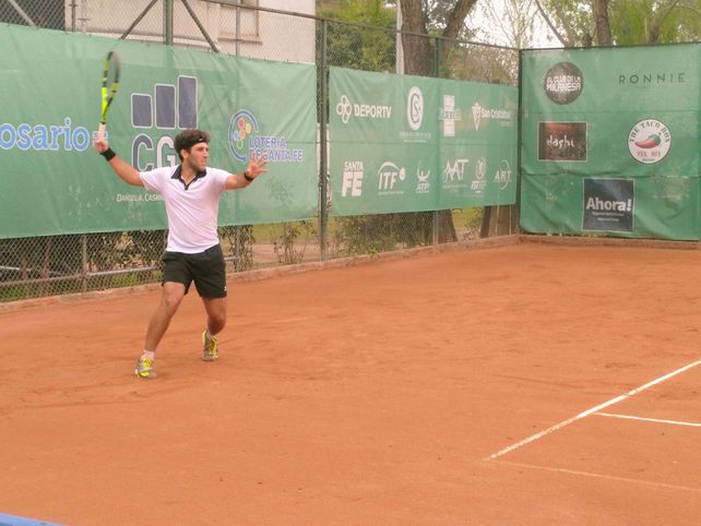 Por la copa. Hernán Casanovva por el premio rosarino.