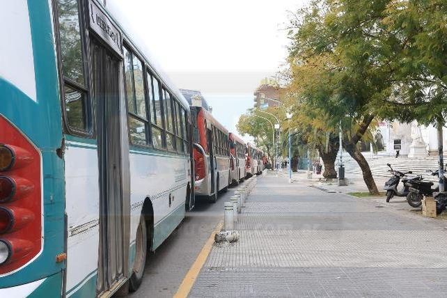 Por el paro, el fin de semana no habrá colectivos