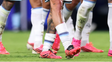 Mundial 2026: por qué tantos futbolistas usan botines rosas y Messi se pone otros