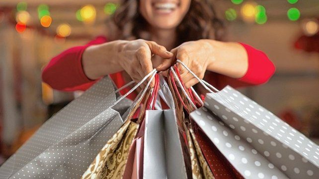 Recomendaciones para hacer compras navideñas seguras: hoy noche de vidrieras