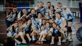 La sub 14 de Rowing volvió a gritar campeón y va por más.