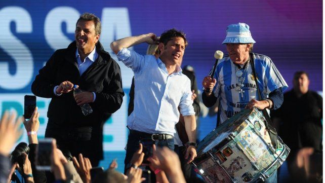 Sergio Massa encabezó el acto por el Día de la Lealtad