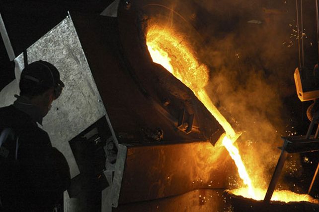 Por el frío, comenzaron los cortes de gas a las industrias