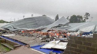 Un techo colapsó en un club de Bahía Blanca: hay al menos 13 muertos