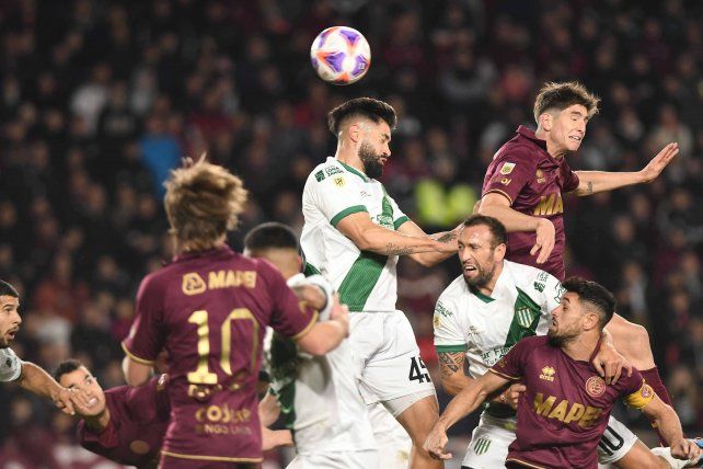 Lanús y Banfield empataron en un emotivo Clásico del Sur