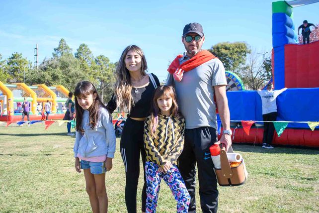 Andrea Peralta, Andrés Mateos e Indira y Julia