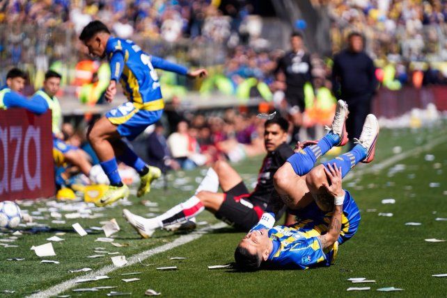 El clásico rosarino fue muy disputado.