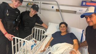 Héroes de la vida cotidiana: dos policías salvaron a un bebé y a su madre