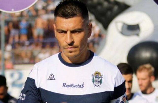 Colón y Gimnasia compiten por Paolo Goltz