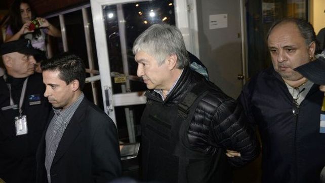 Trasladan a Lázaro Báez a la clínica Los Arcos por una arritmia