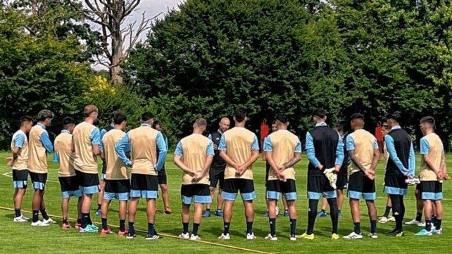La Selección Argentina Sub 23 goleó a un combinado francés con un gol de Zenón rumbo al inicio de los Juegos Olímpicos. La Selección Argentina Sub 23 goleó a un combinado francés con un gol de Zenón rumbo al inicio de los Juegos Olímpicos.