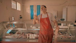La historia de Gustavo Russo, carnicero oriundo de Concordia, fue inspiración para la canción Peinando los 50, del grupo concordiense Bicho Raro