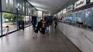 Recambio de vacaciones en la Terminal de Ómnibus: hay pasajes desde 38 mil pesos