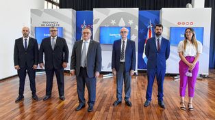 Cuando el ministro de Seguridad Jorge Lagna presentó su equipo de trabajo afirmó: “Hoy me acompañan personas que van a ser el núcleo principal para la atención de la seguridad en la provincia”.